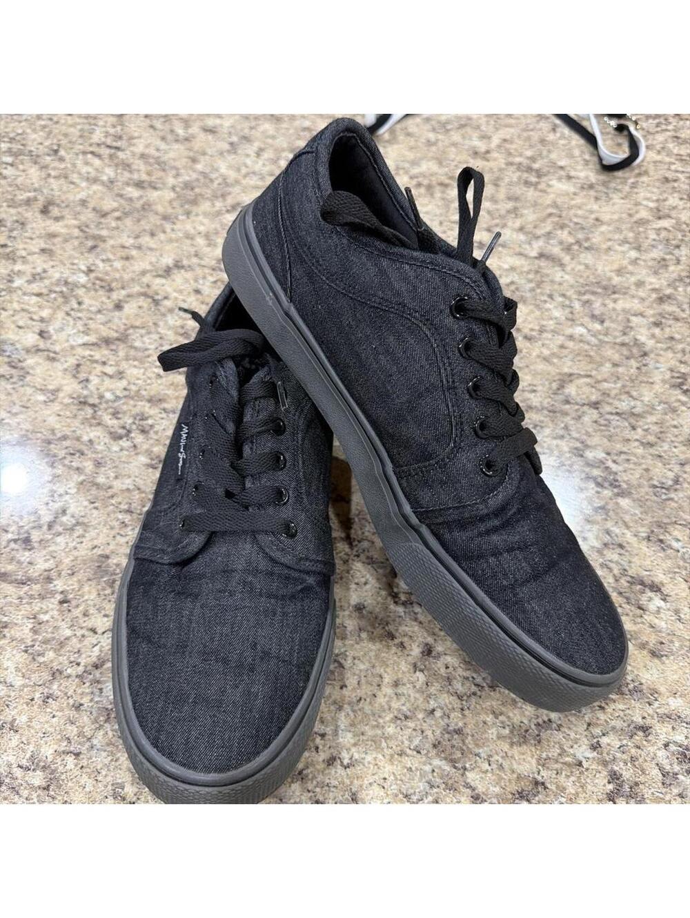 Maui and Sons Men's Black Trainer